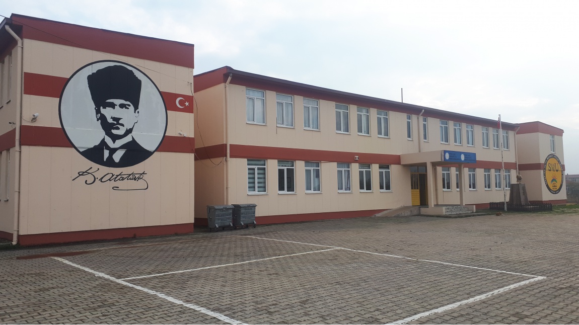 Safaalan 75.Yıl Mehmet Uygun Ortaokulu Fotoğrafı